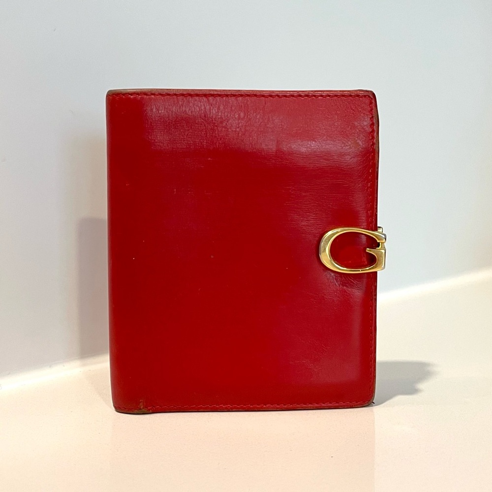 Gucci Authentic Red Leather Wallet with Gold G Clasp Glossy Bi-Fold Style
